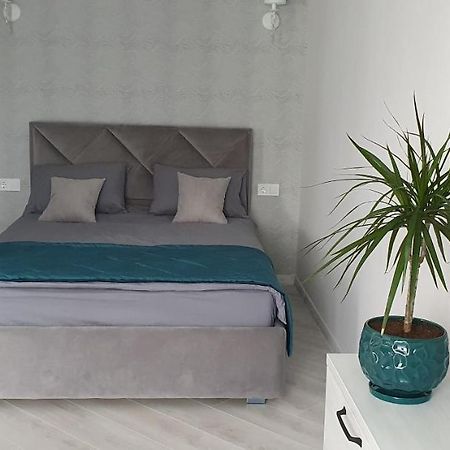 Flat in the city center Poltava Exterior photo